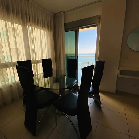 Euromarina Lateral By Alina365 Apartmán *